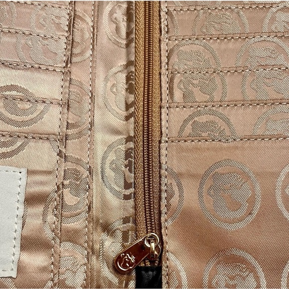 NEW | Women’s Spartina 449 Black Quilted Tri-Fold Leather Long Wallet Gold Trim - Picture 7 of 10